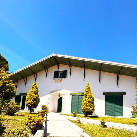 Готель Leiria Side Екстер'єр фото