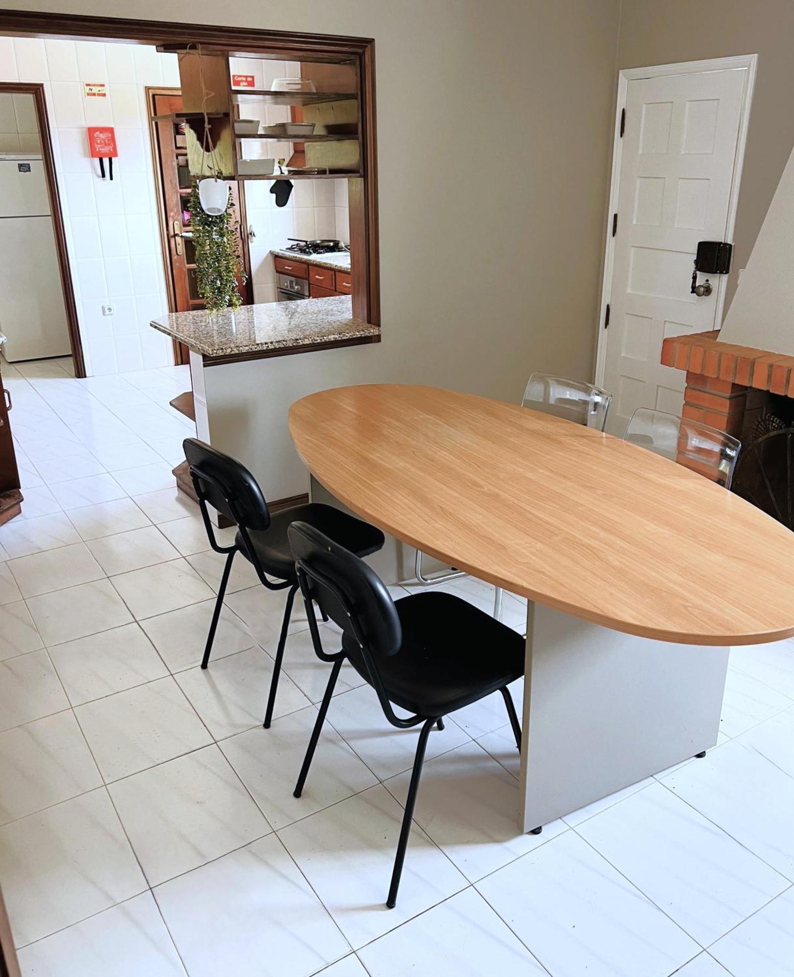 Готель Leiria Side Екстер'єр фото