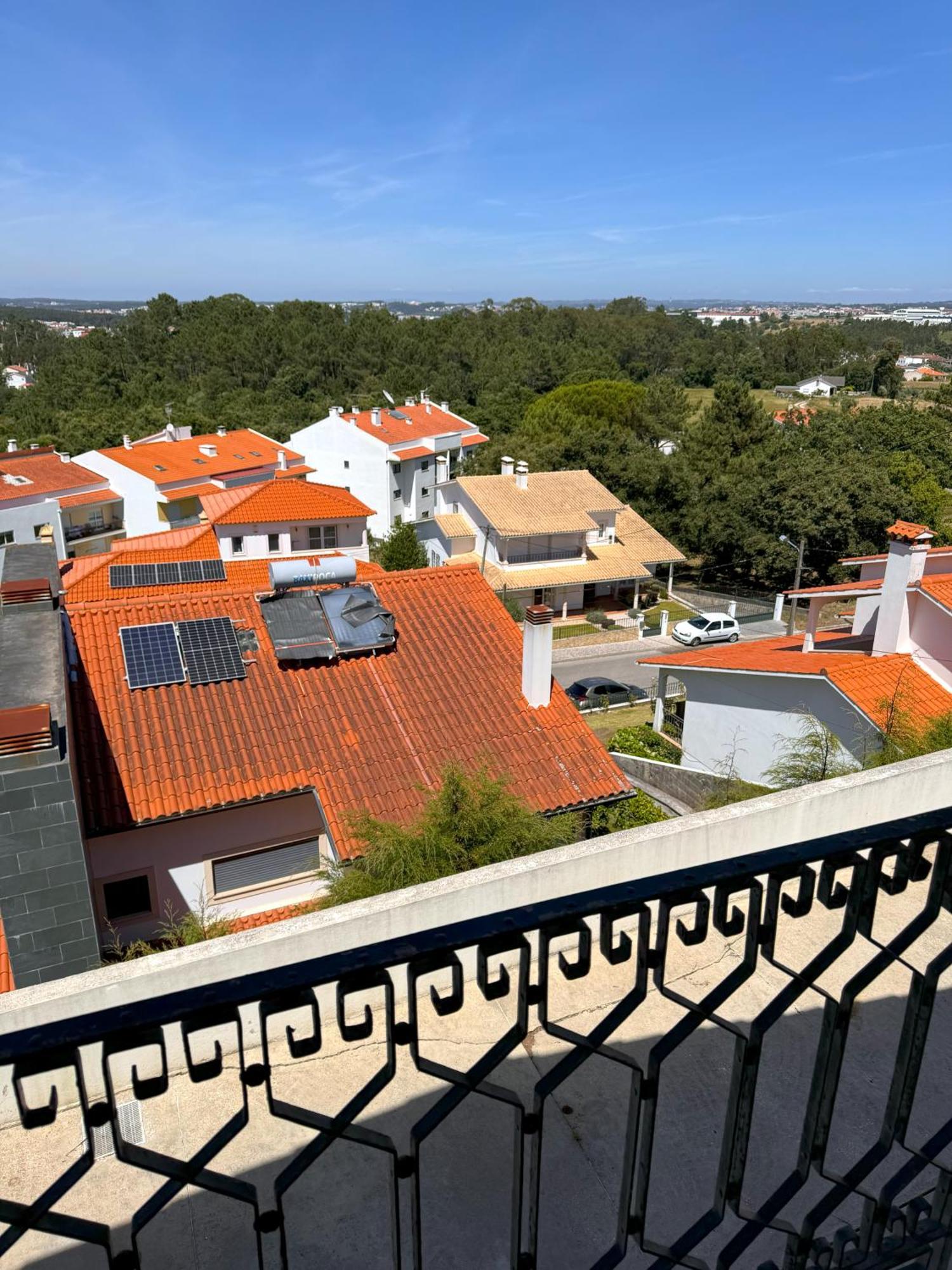 Готель Leiria Side Екстер'єр фото
