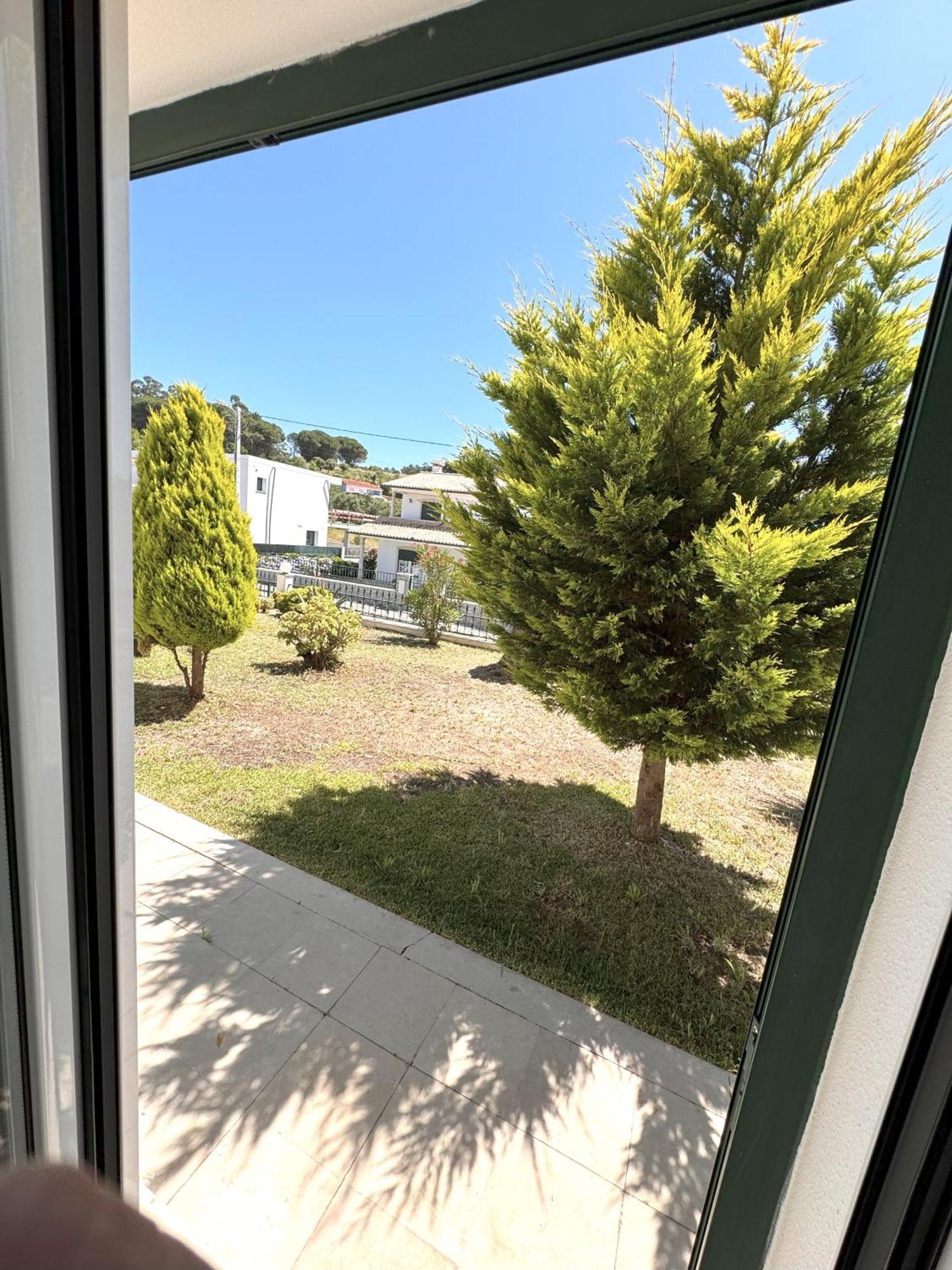 Готель Leiria Side Екстер'єр фото